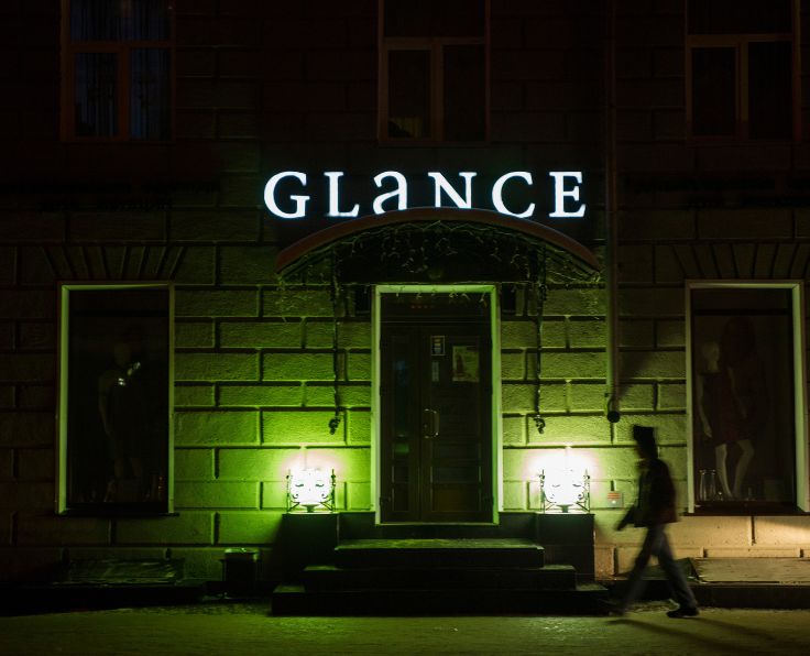 latest backlit sign design trends